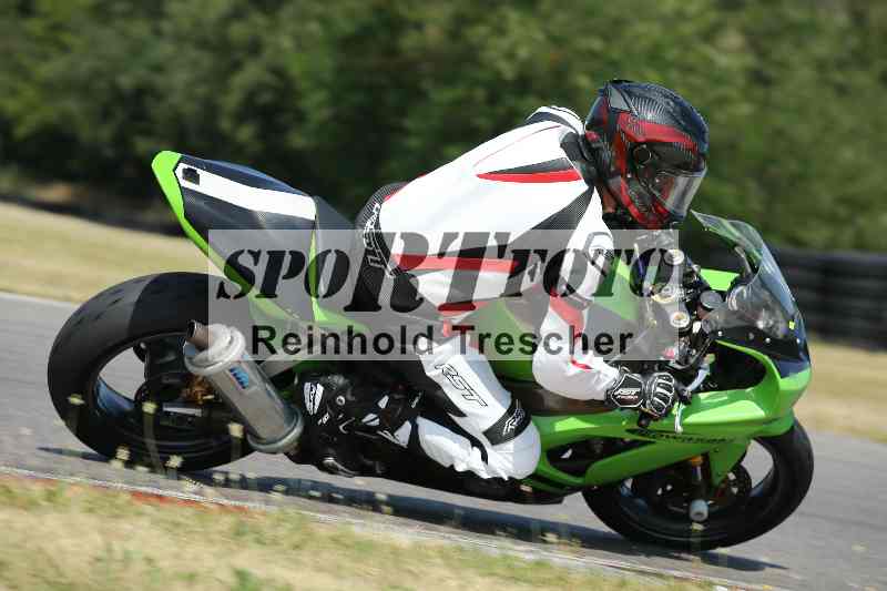 /Archiv-2023/28 05.06.2023 Moto Club Anneau du Rhin/vert-medium/14